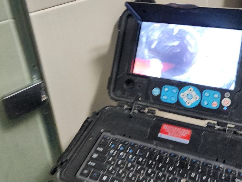화장실에서 쓰는 배관 내시경 카메라